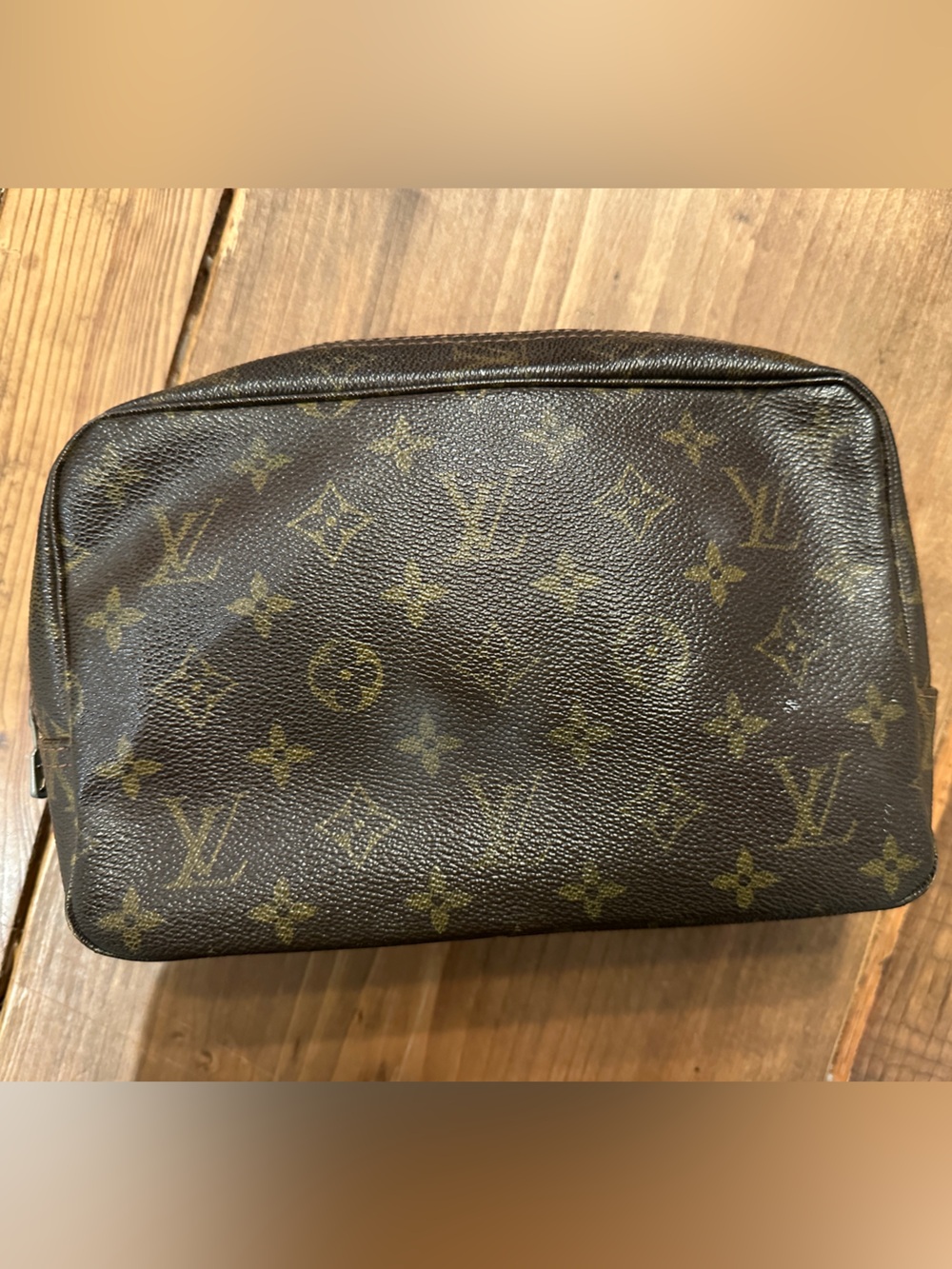 Louis Vuitton Monogram Trousse Toilette 23